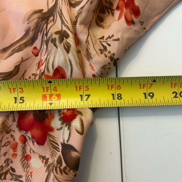 Ann Taylor LOFT 100% Silk Babydoll Top 8 Y2K Fairy Romantic Bell Sleeve V-Neck - Picture 8 of 10